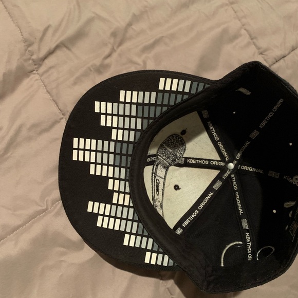 Custom made hat - Picture 5 of 8